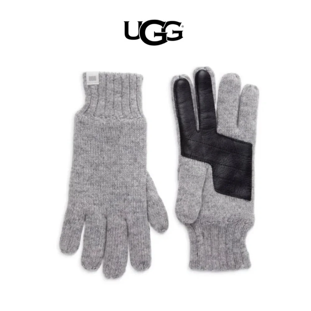 UGG Gray Knit Wool Blend Gloves NWT